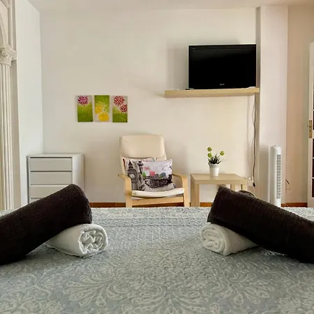 Apartment Fanabe Stunning Beachfront Penthouse Parque Royal Adeje Tenerife Costa Adeje (Tenerife)