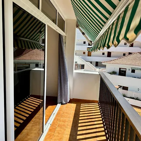 דירה Fanabe Stunning Beachfront Penthouse Parque Royal Adeje Tenerife אדחה